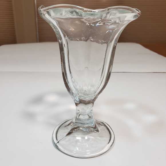 Vtg Anchor Hocking Clear Glass Footed Sundae Glass Fountainware Tulip (Set of 4) - Picture 10 of 11